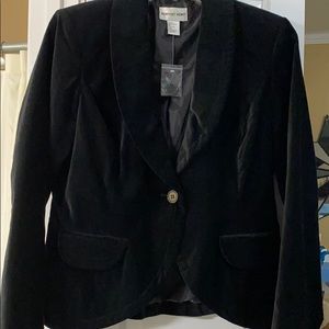 New black velvet Newport News size 16 jacket.